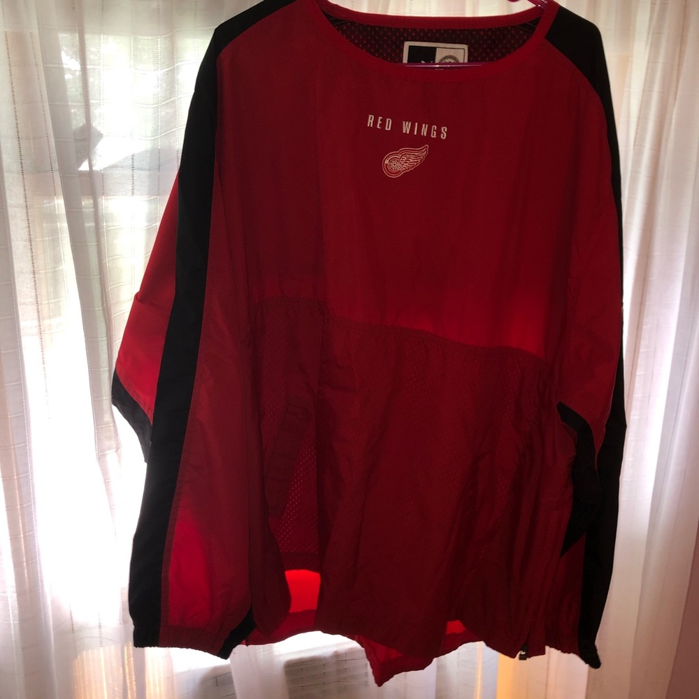 NHL Red Wings red windbreaker